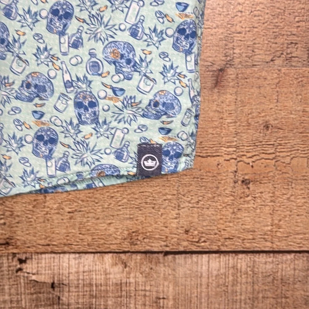 Peter Millar Cowboy Cantina Skulls & Tequila Men’s SS Stretch Shirt size Medium - Picture 11 of 14